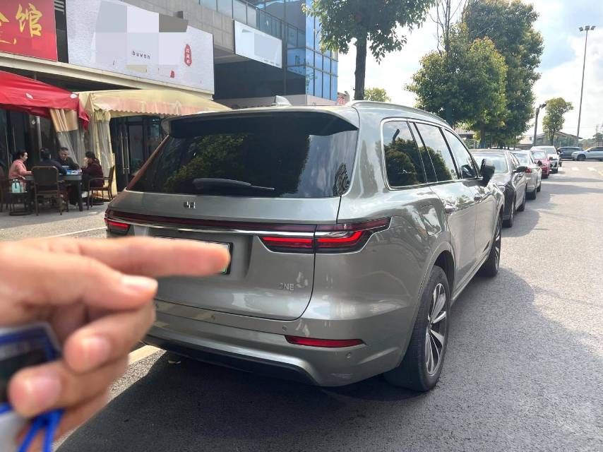 Li Auto ONE 6