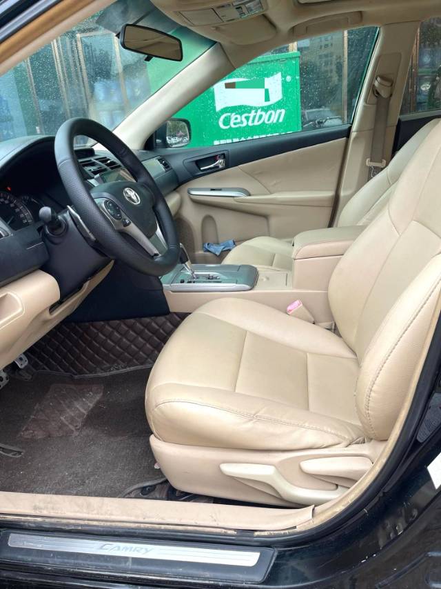Toyota Camry 2.0S