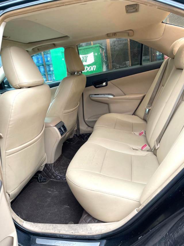 Toyota Camry 2.0S