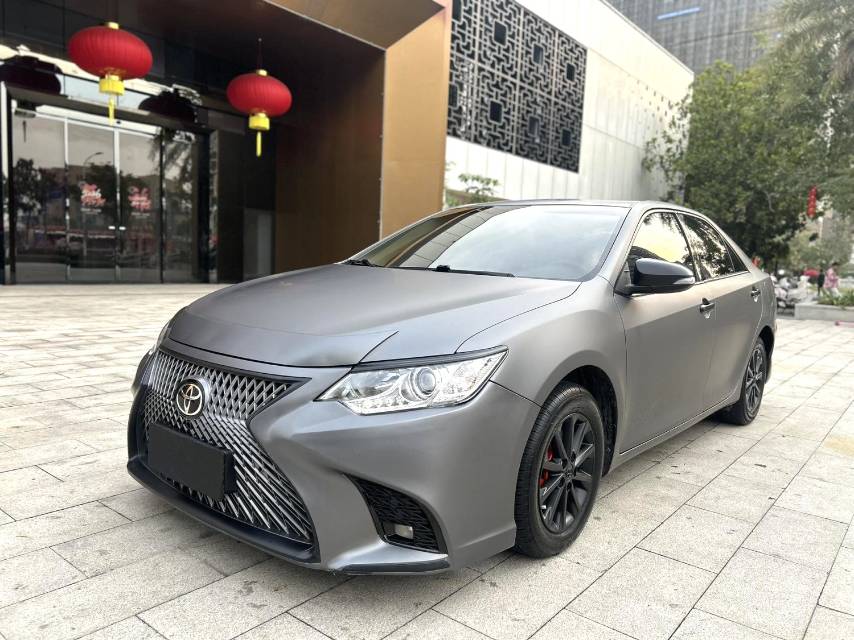 Toyota Camry 2.0G Lead