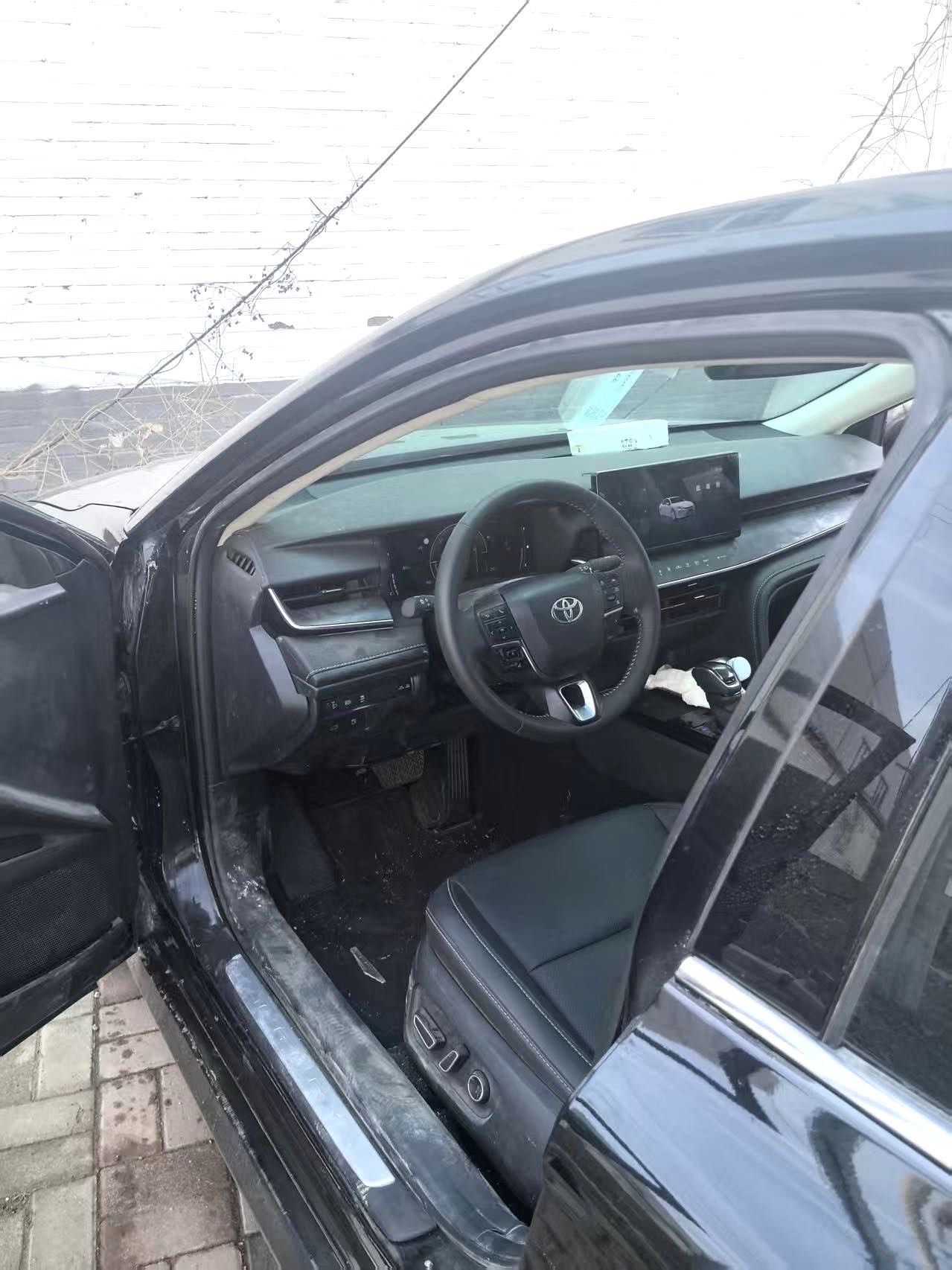 Toyota Camry Hybrid 2.0HXS