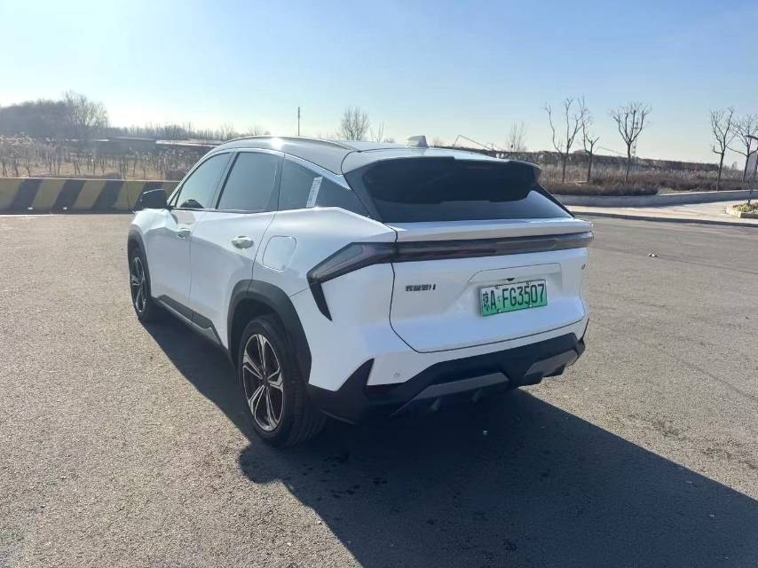 Geely Galaxy L (литр) 7 1.5T 115 км PLUS