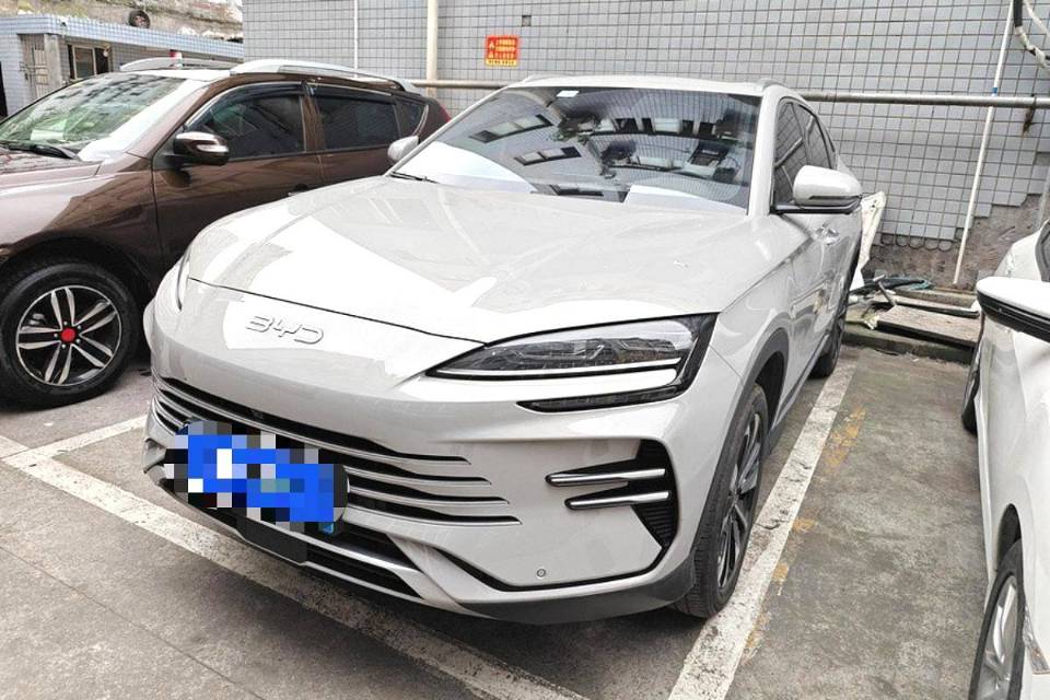 BYD PLUS New Energy DM i 112KM Premium