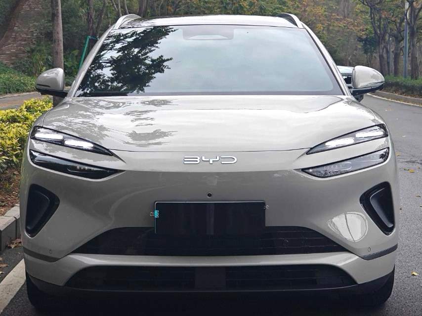 BYD 06 New Energy DM i 170 Pro Version