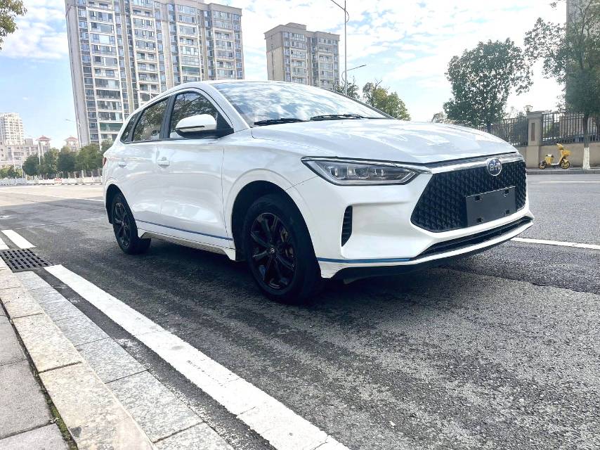 BYD e 2 400
