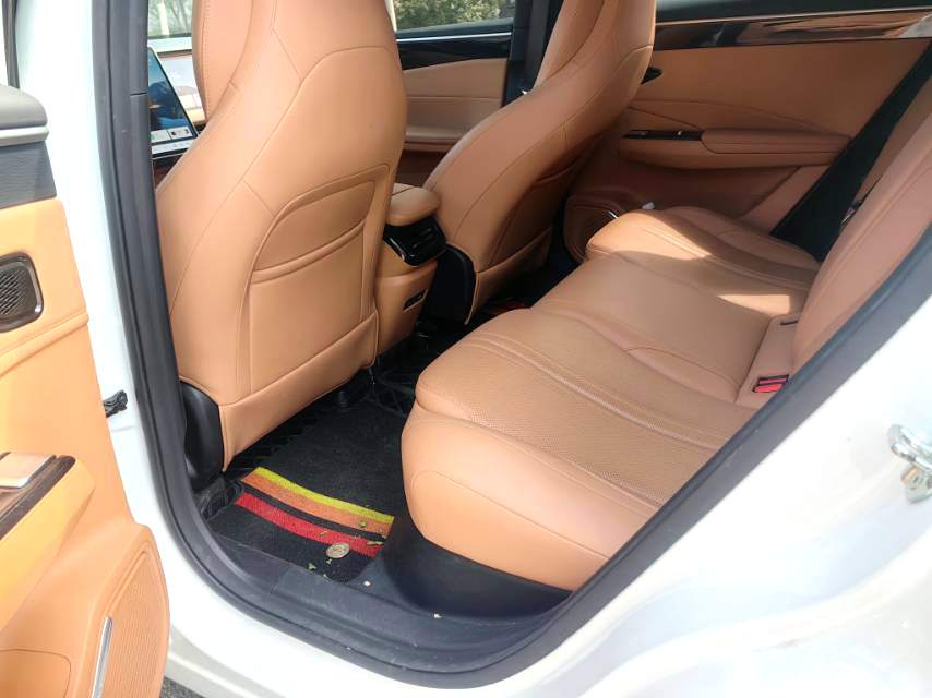 Geely Galaxy L (литр) 7 EM i 115 км, версия Explore