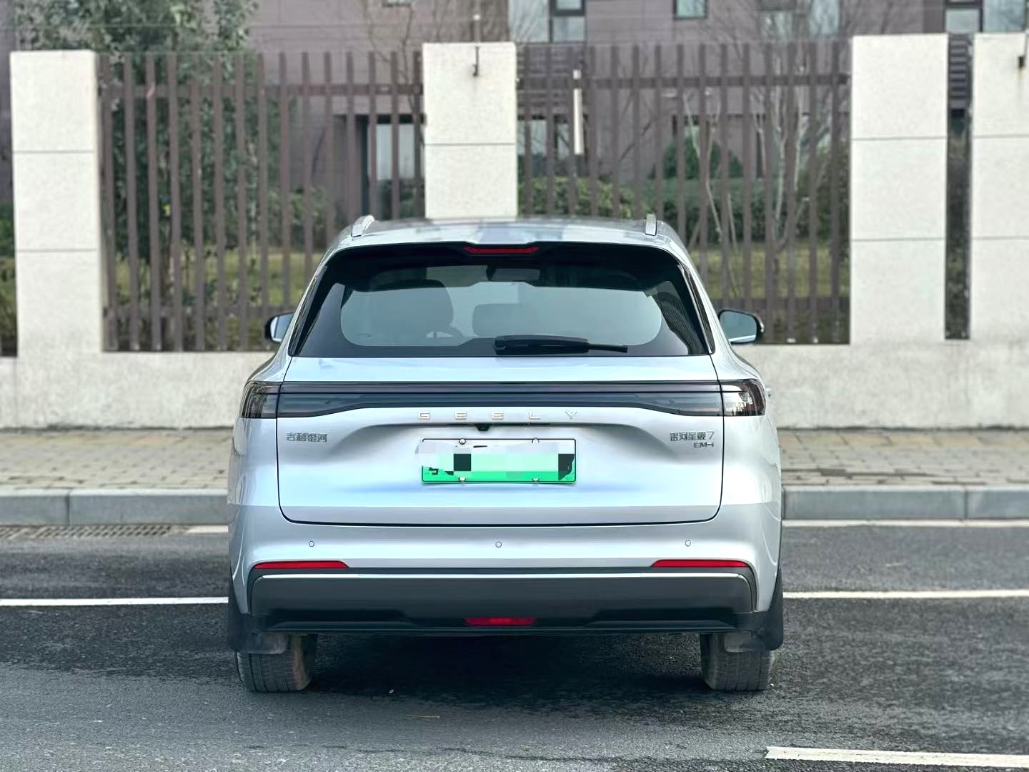 银河 L (Liter) 7 Model Year EM i 115km 探索 Version