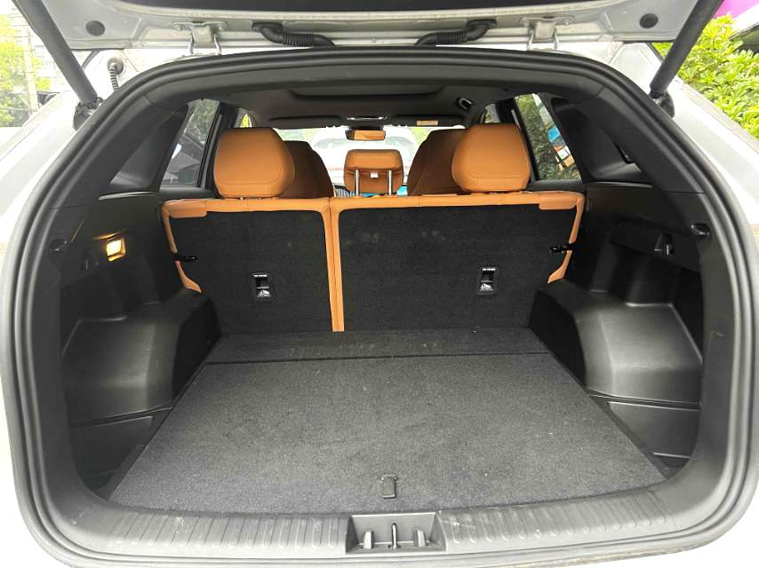 银河 L (Liter) 7 Model Year EM i 115km 探索 Version