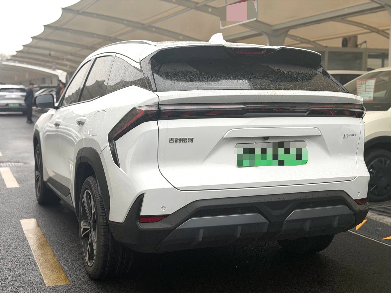 银河 L (Liter) 7 Model Year EM i 115km 探索版