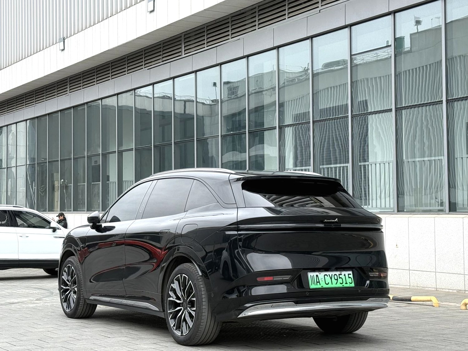 极氪 7X Model Year 75kWh 后驱智驾版
