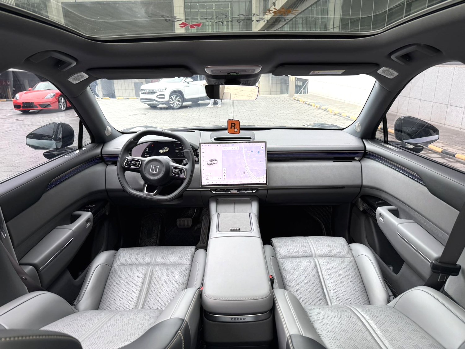 极氪 7X Model Year 75kWh 后驱智驾版