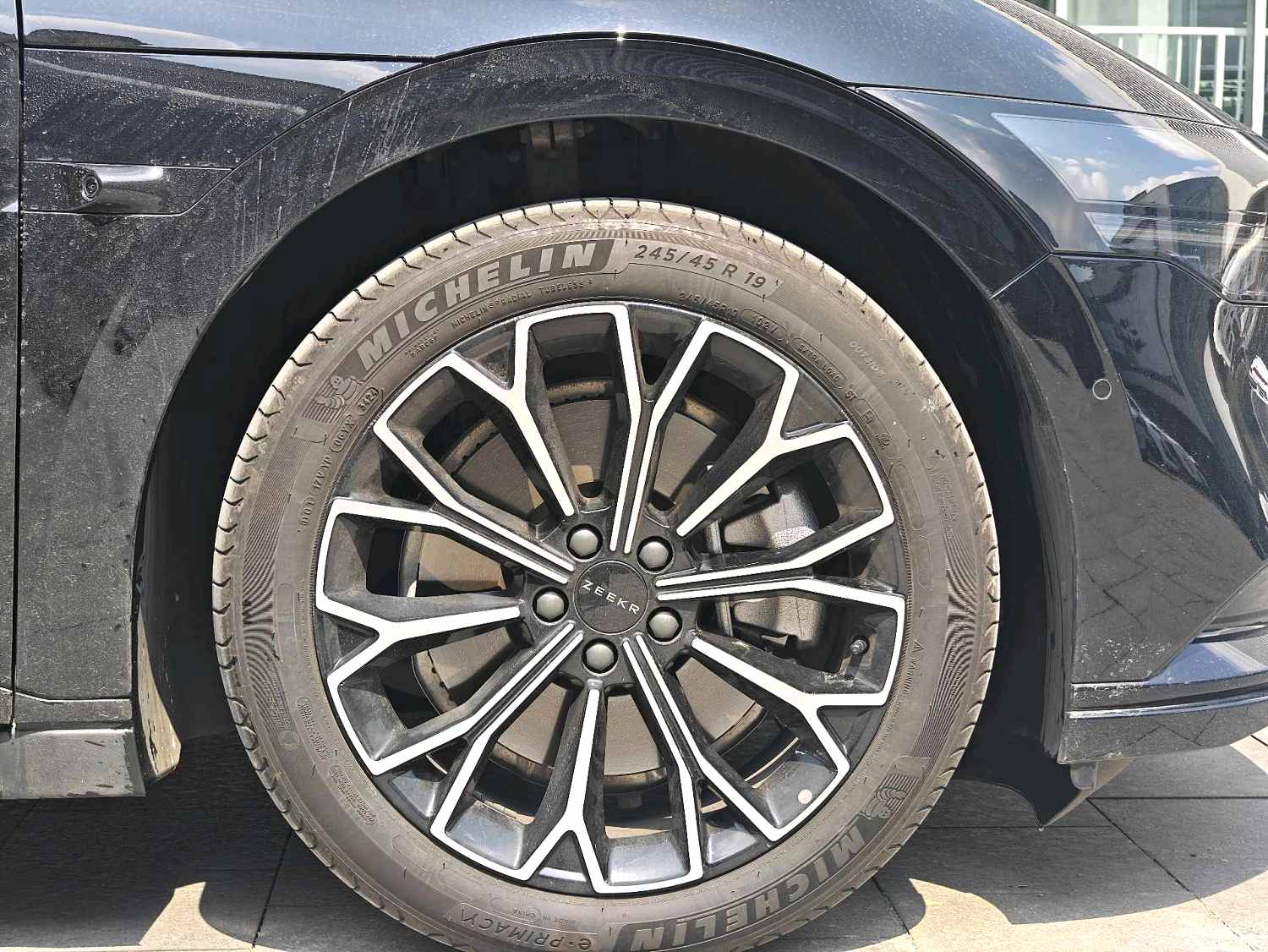 极氪 7X Model Year 75kWh 后驱智驾版