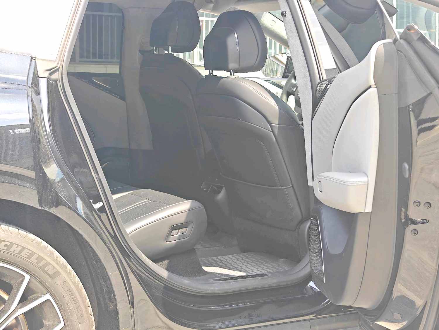 极氪 7X Model Year 75kWh 后驱智驾版
