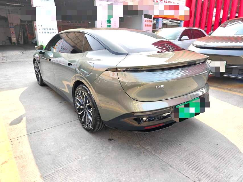 Zeekr 7X 75 кВт·ч