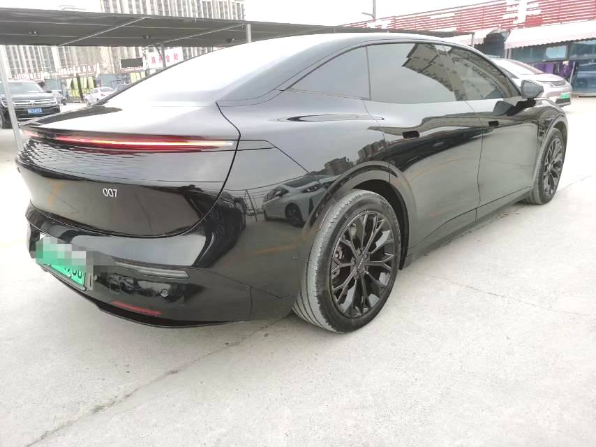 Zeekr 007 75kWh