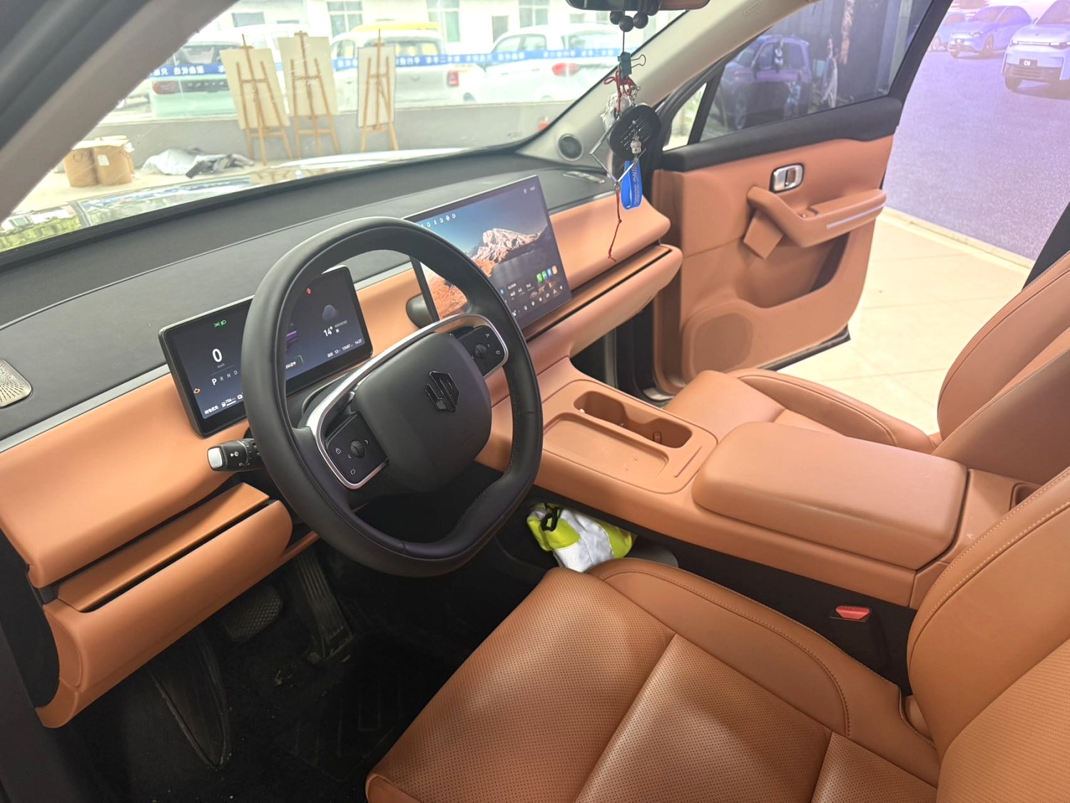 零跑 C 16 Model Year 增程 200 Premium