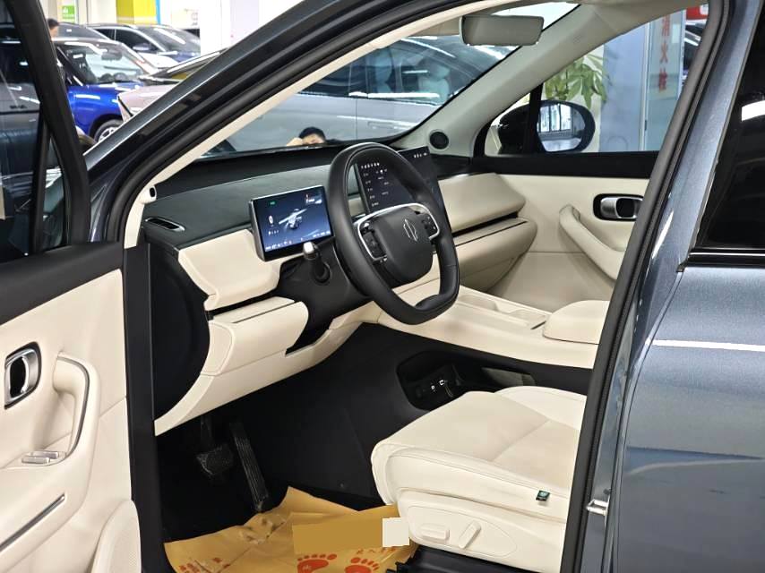 Leapmotor C 16 200 Premium