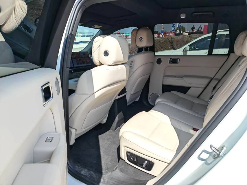 Li Auto L (Liter) 7 MAX