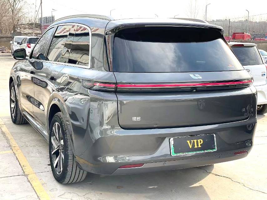 Li Auto L (Liter) 8 Pro