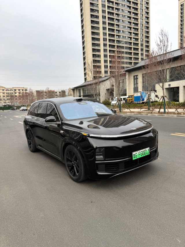 Li Auto L (Liter) 8 Air