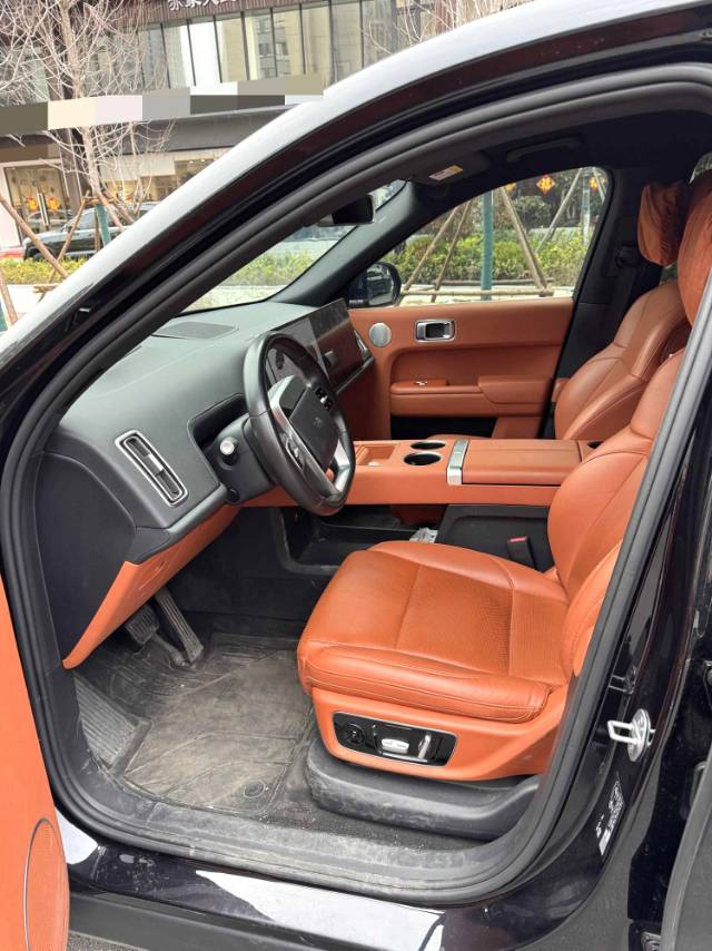 Li Auto L (Liter) 8 Air