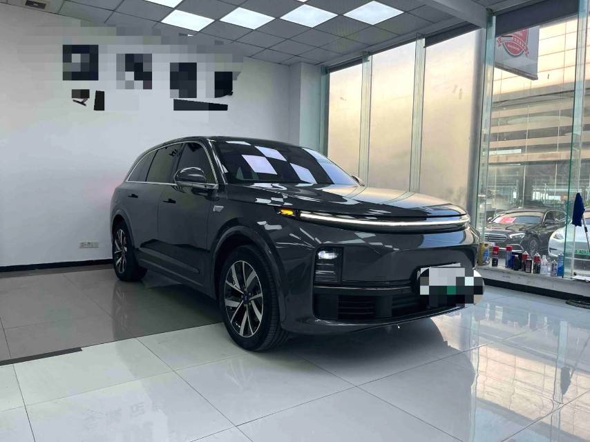 Li Auto L (Liter) 7 Pro