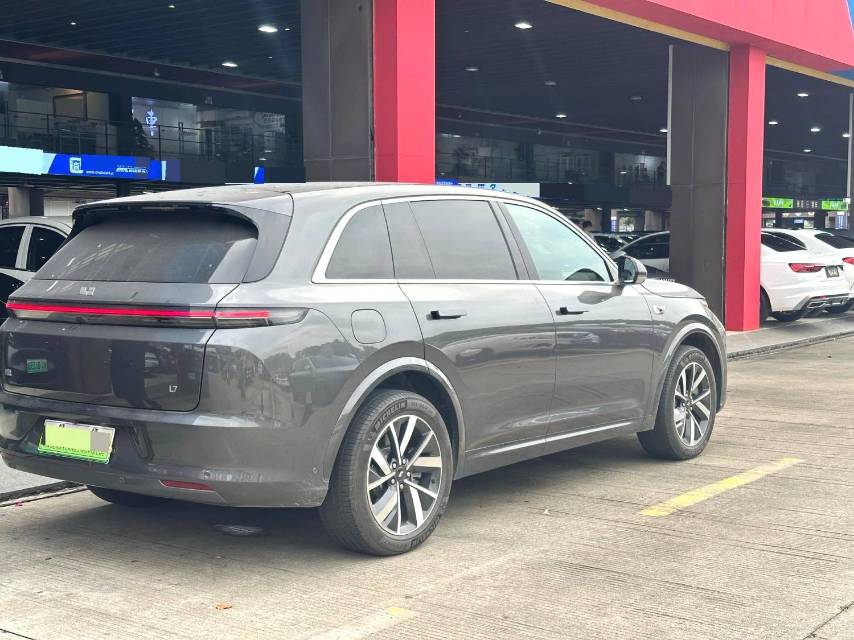 Li Auto L (Liter) 7 Air