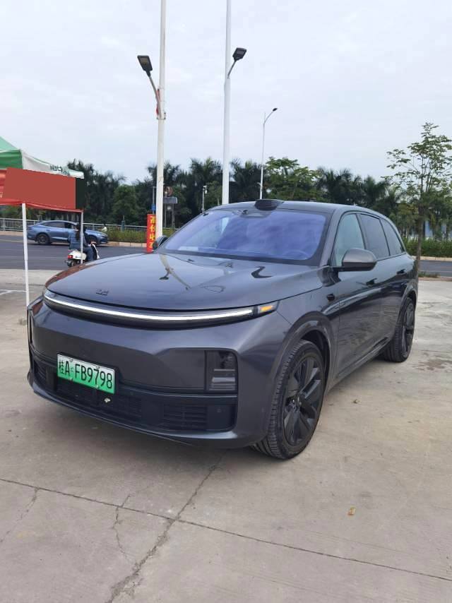 Li Auto L (Liter) 7 Air