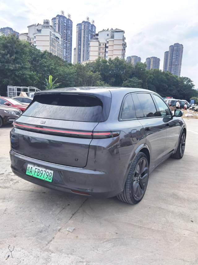 Li Auto L (Liter) 7 Air
