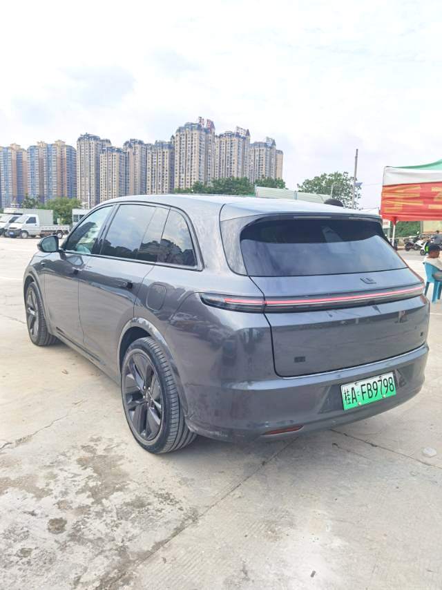 Li Auto L (Liter) 7 Air