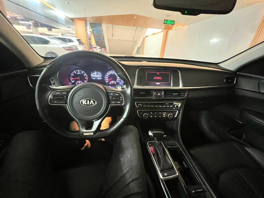 Kia K 5 2.0L Automatic GLS