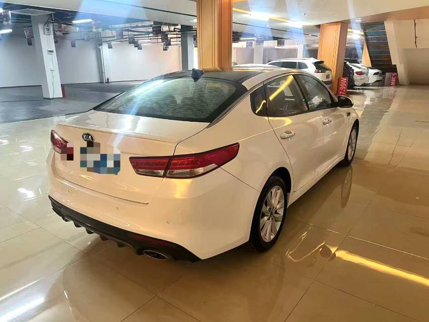 Kia K 5 2.0L Automatic GLS