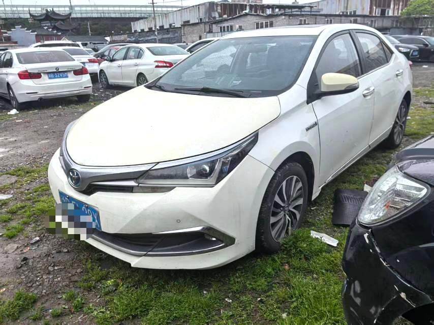 卡罗拉 Model Year 改款双擎 1.8L E CVT 精英版