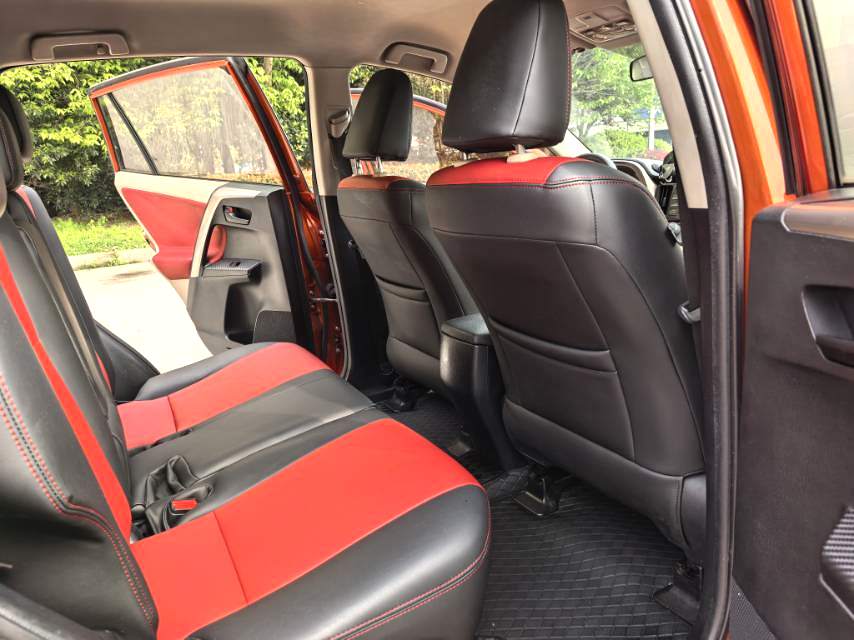 Toyota RAV 4 2.0L CVT 2WD