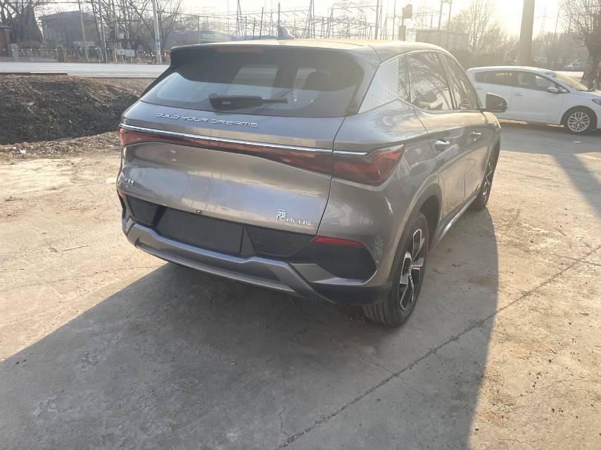 BYD PLUS 510KM