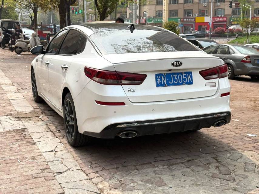 Kia K 5 Pro 1.6T AutomaticLuxury V