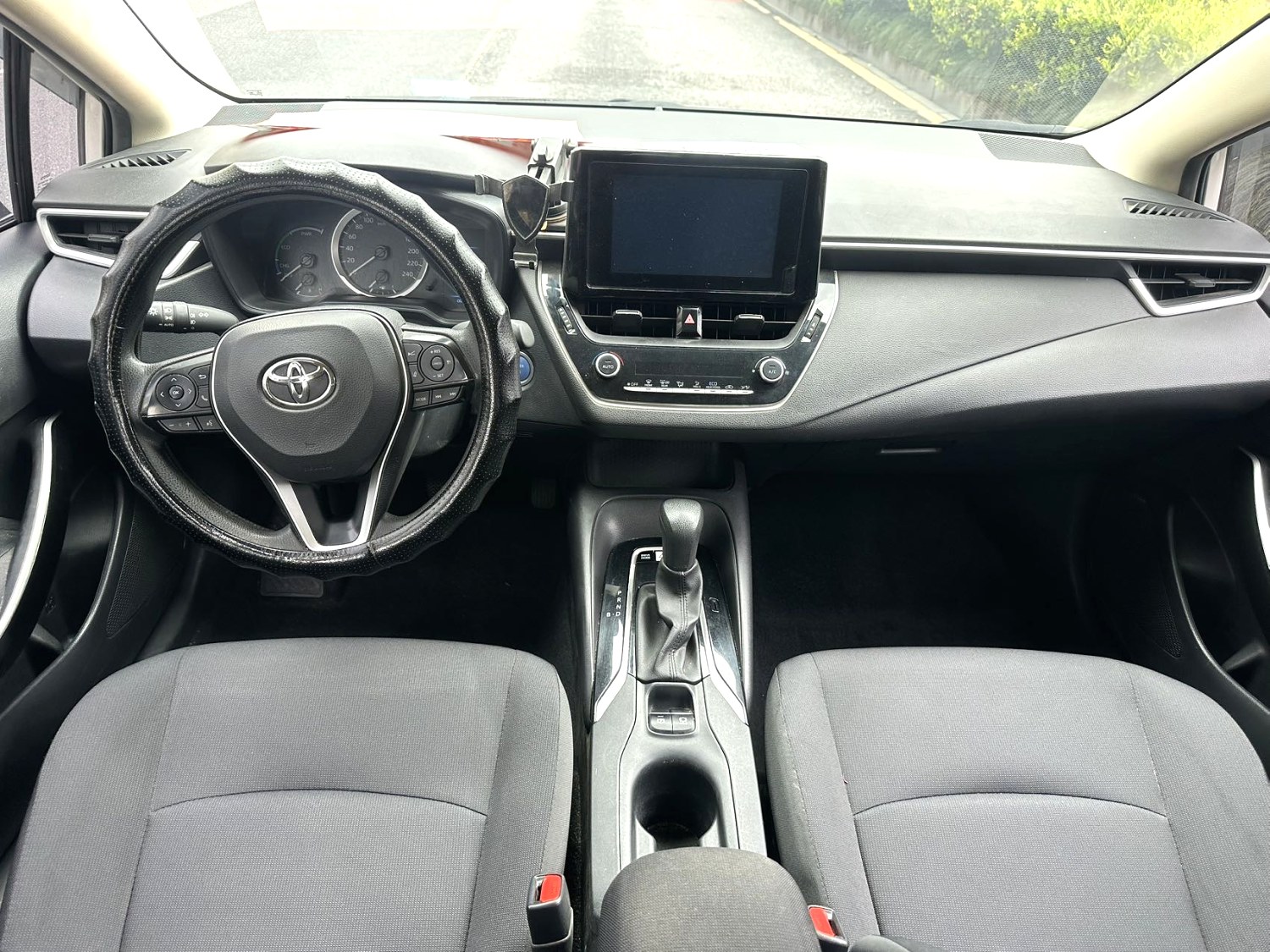 Toyota Corolla Hybrid 1.8L E CVT