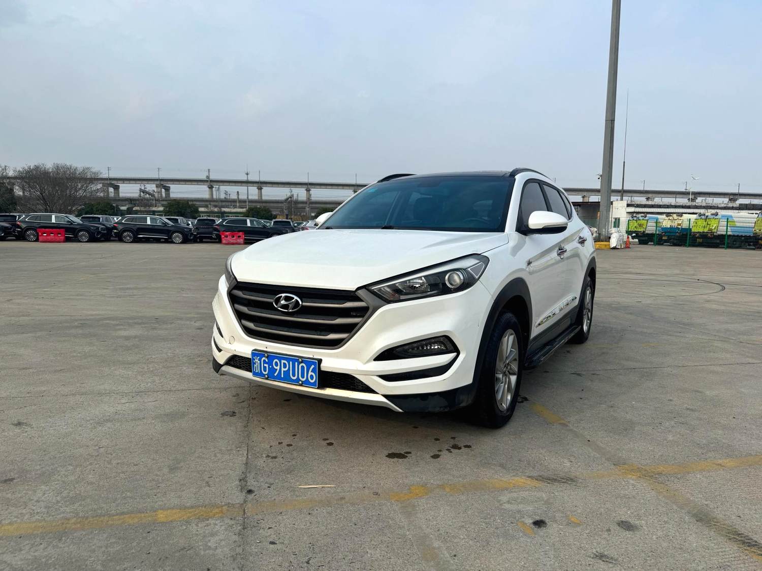 途胜 Model Year 2.0L 自动两驱智能型
