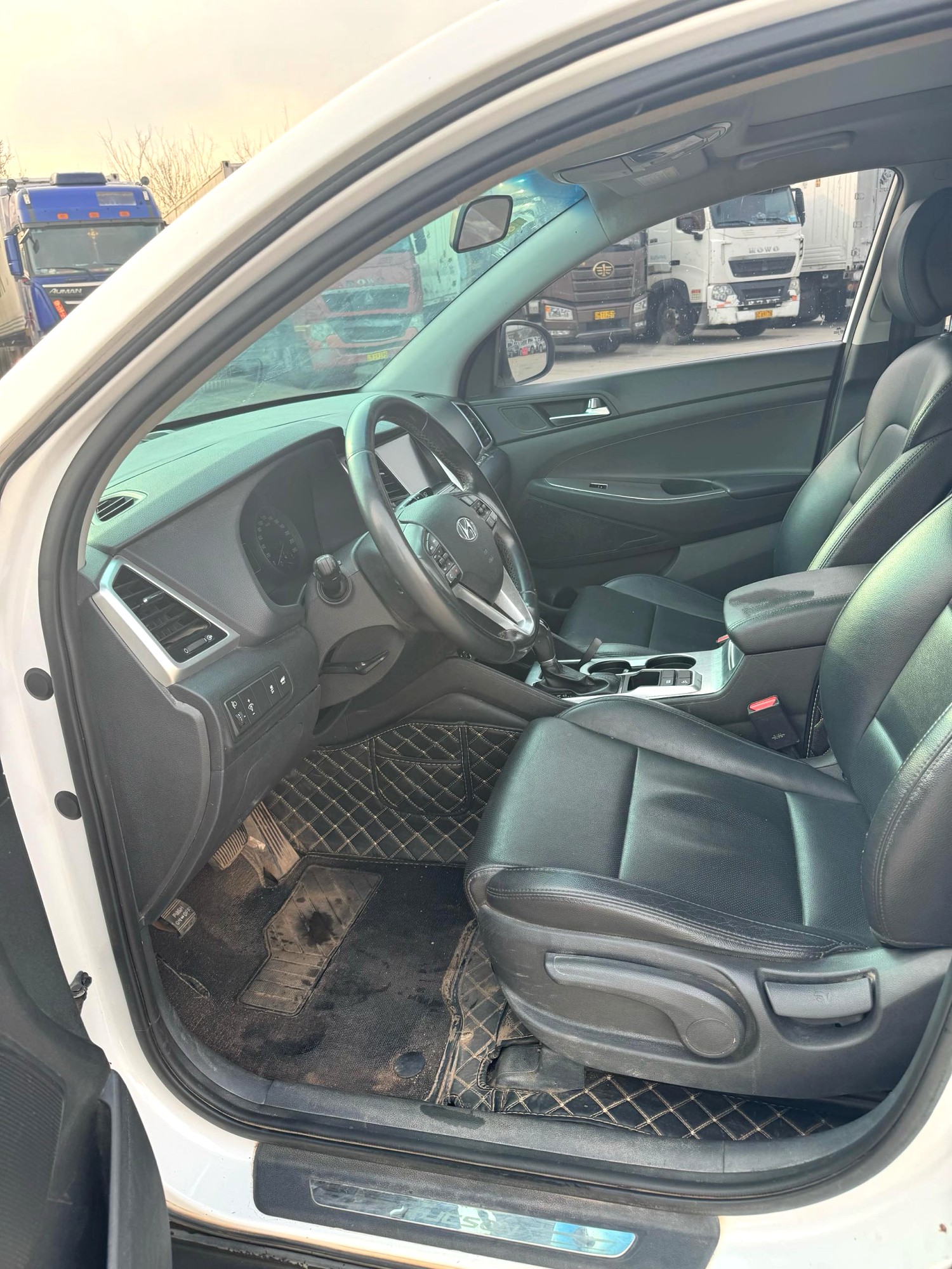 Hyundai 2.0L Automatic2WD