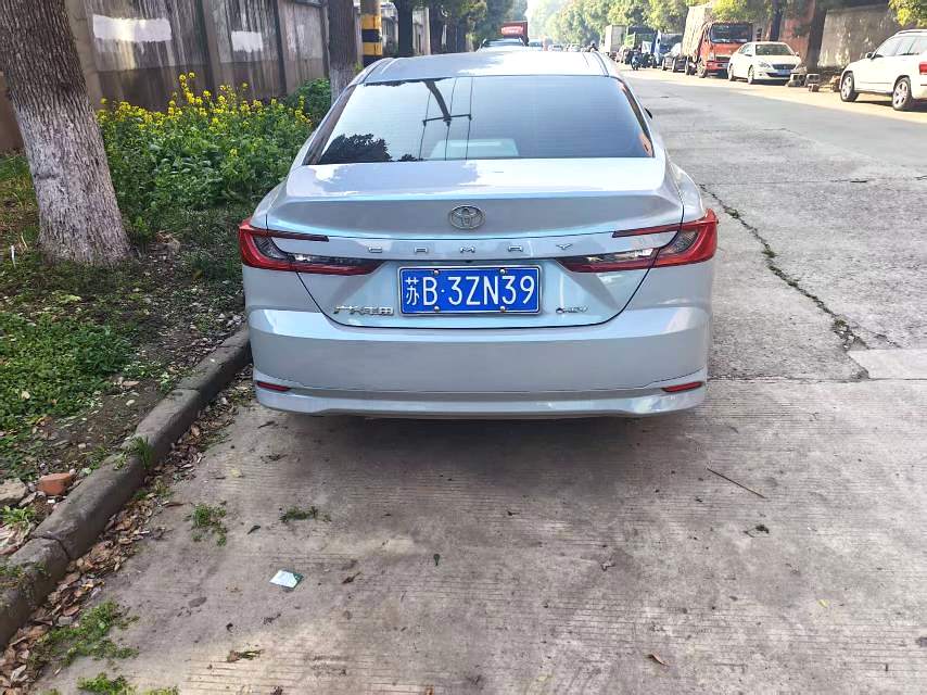 Toyota Camry Hybrid 2.0HE Elite