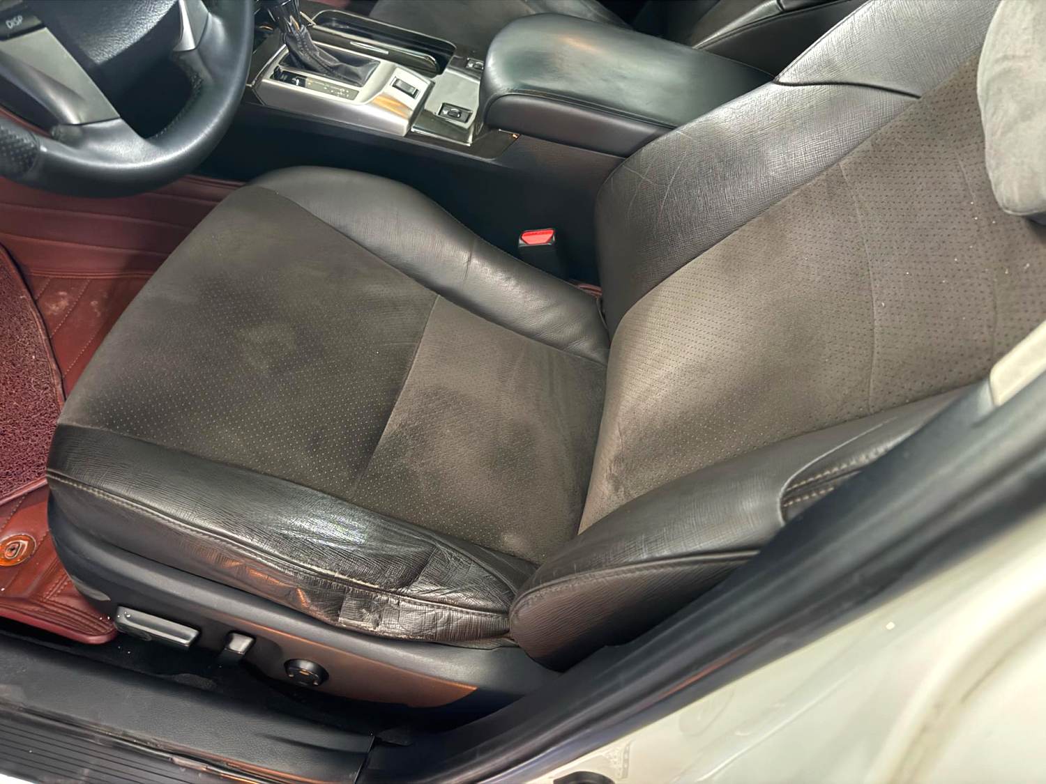 Toyota 2.5V