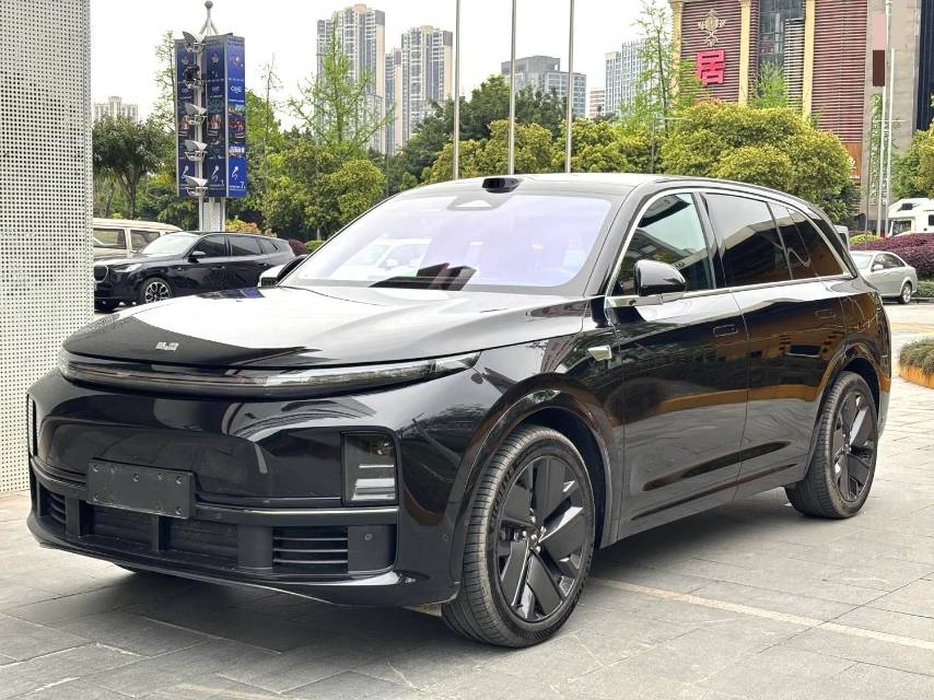 Li Auto L (Liter) 7 Ultra