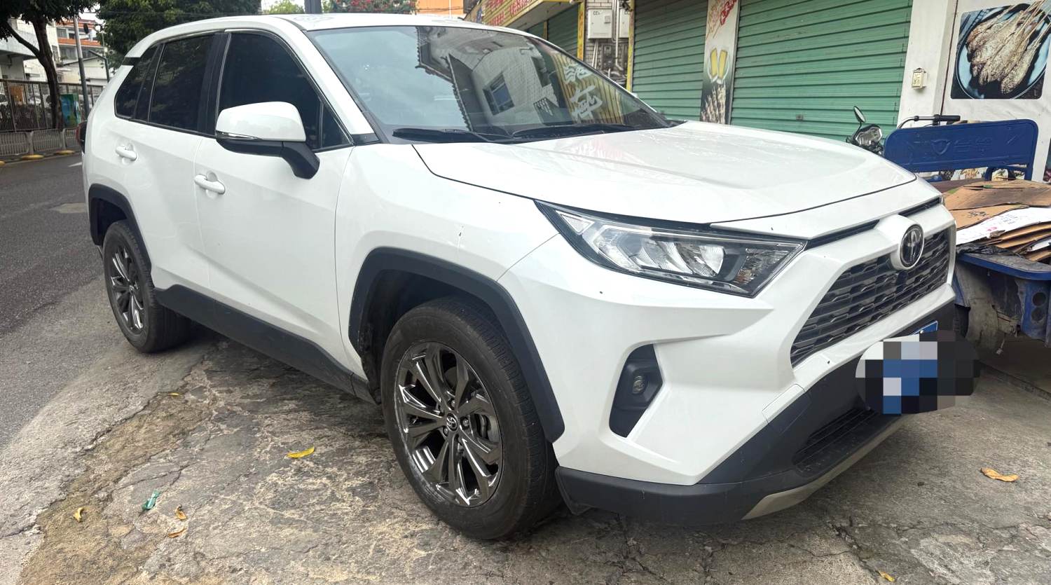 Toyota RAV 4 2.0L CVT 2WD