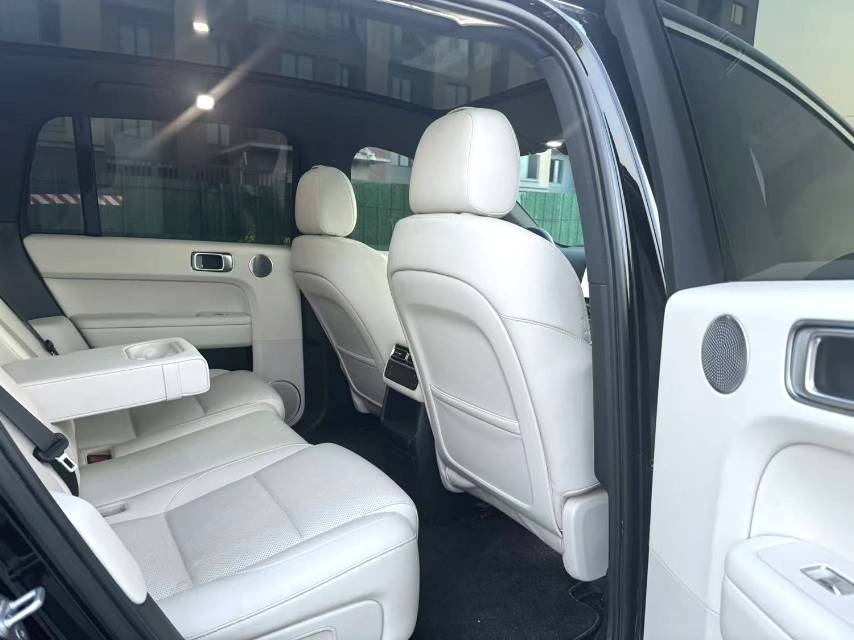Li Auto L (литр) 6 Pro
