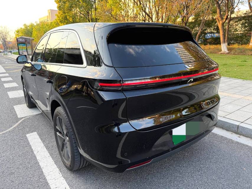 Li Auto L (литр) 6 Pro