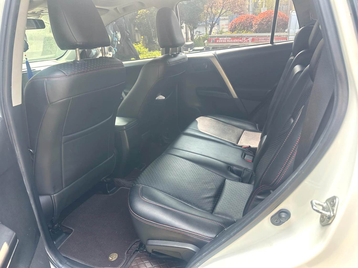 Toyota RAV 4 2.0L CVT 2WD X Limited Edition V