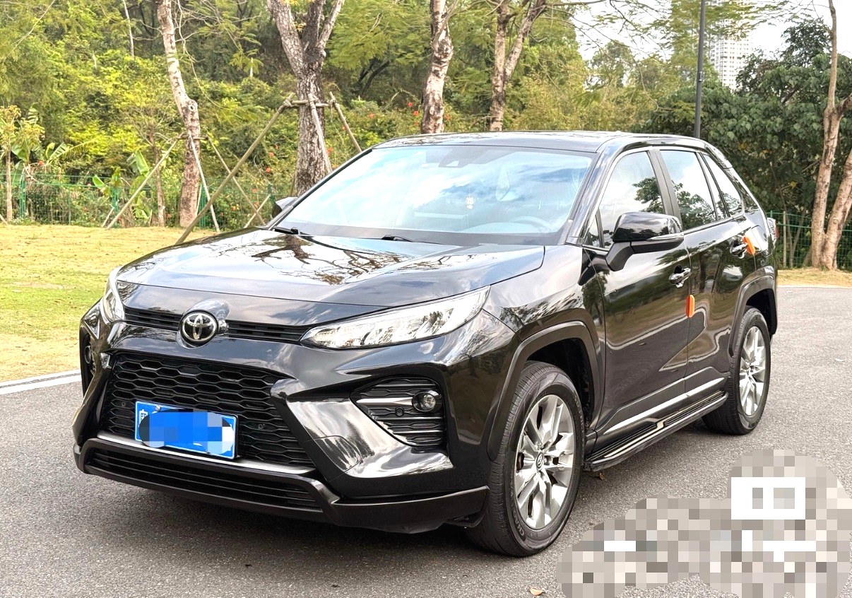 Toyota Hybrid 2.5L E CVT 4WDLuxury
