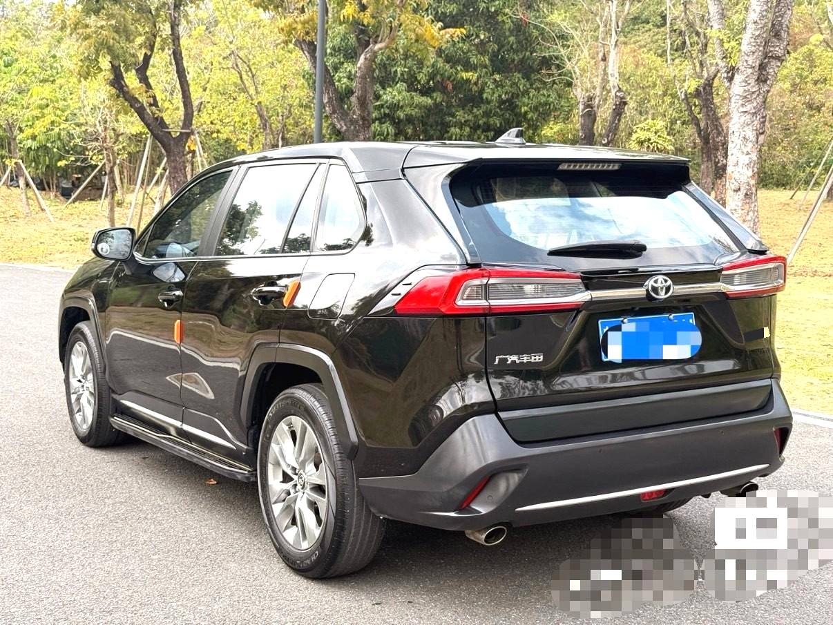 Toyota Hybrid 2.5L E CVT 4WDLuxury