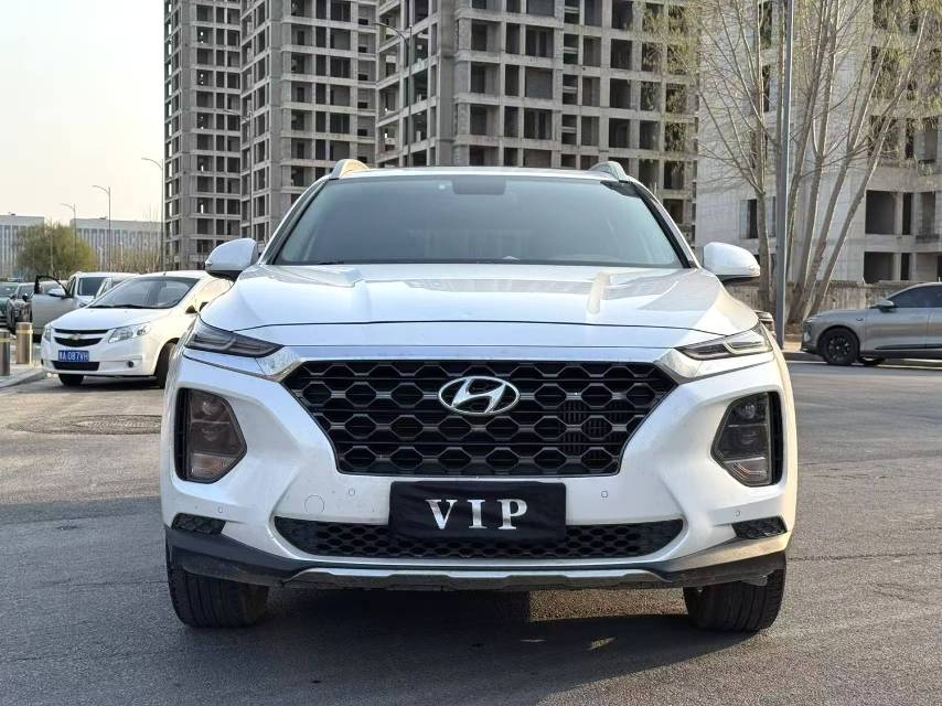 Hyundai Santa Fe 380 TGDi Automatic2WD GLS Luxury