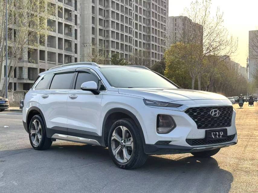Hyundai Santa Fe 380 TGDi Automatic2WD GLS Luxury